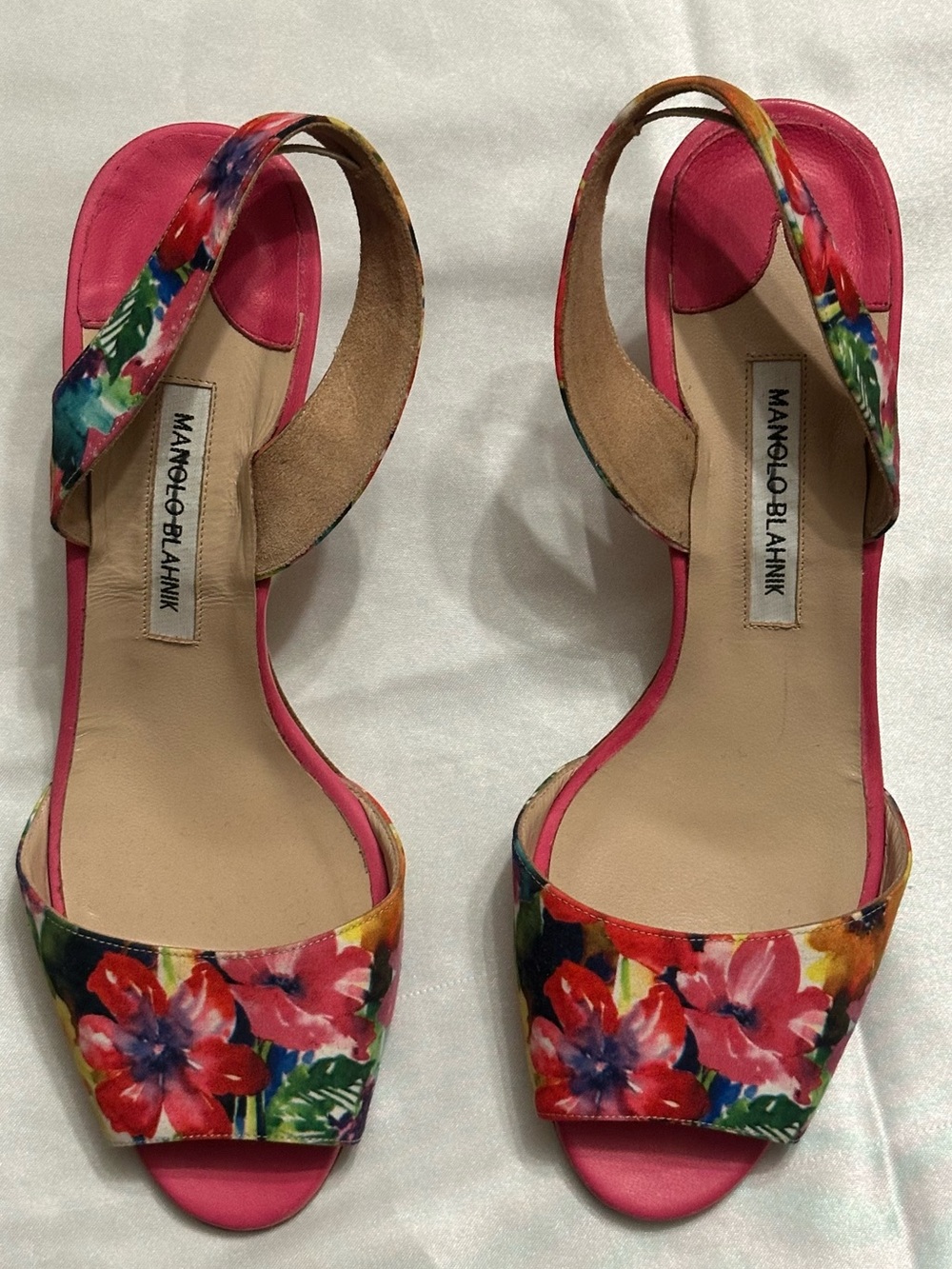 Manolo Blahnik Carolyne Floral Slingback Pumps-Sz40